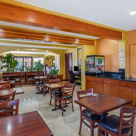 Quality Inn & Suites Westminster Seal Beach Exteriér fotografie