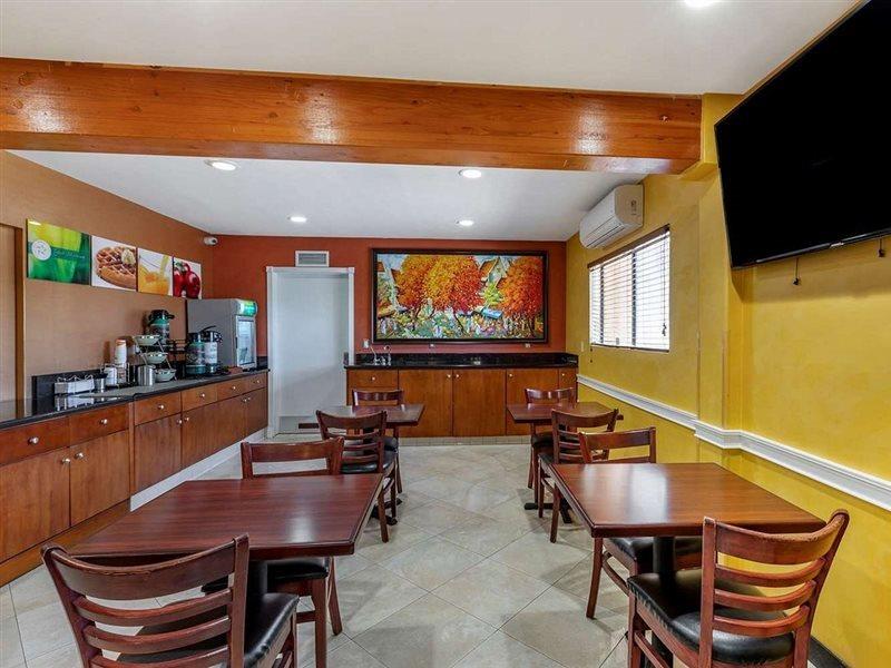 Quality Inn & Suites Westminster Seal Beach Exteriér fotografie