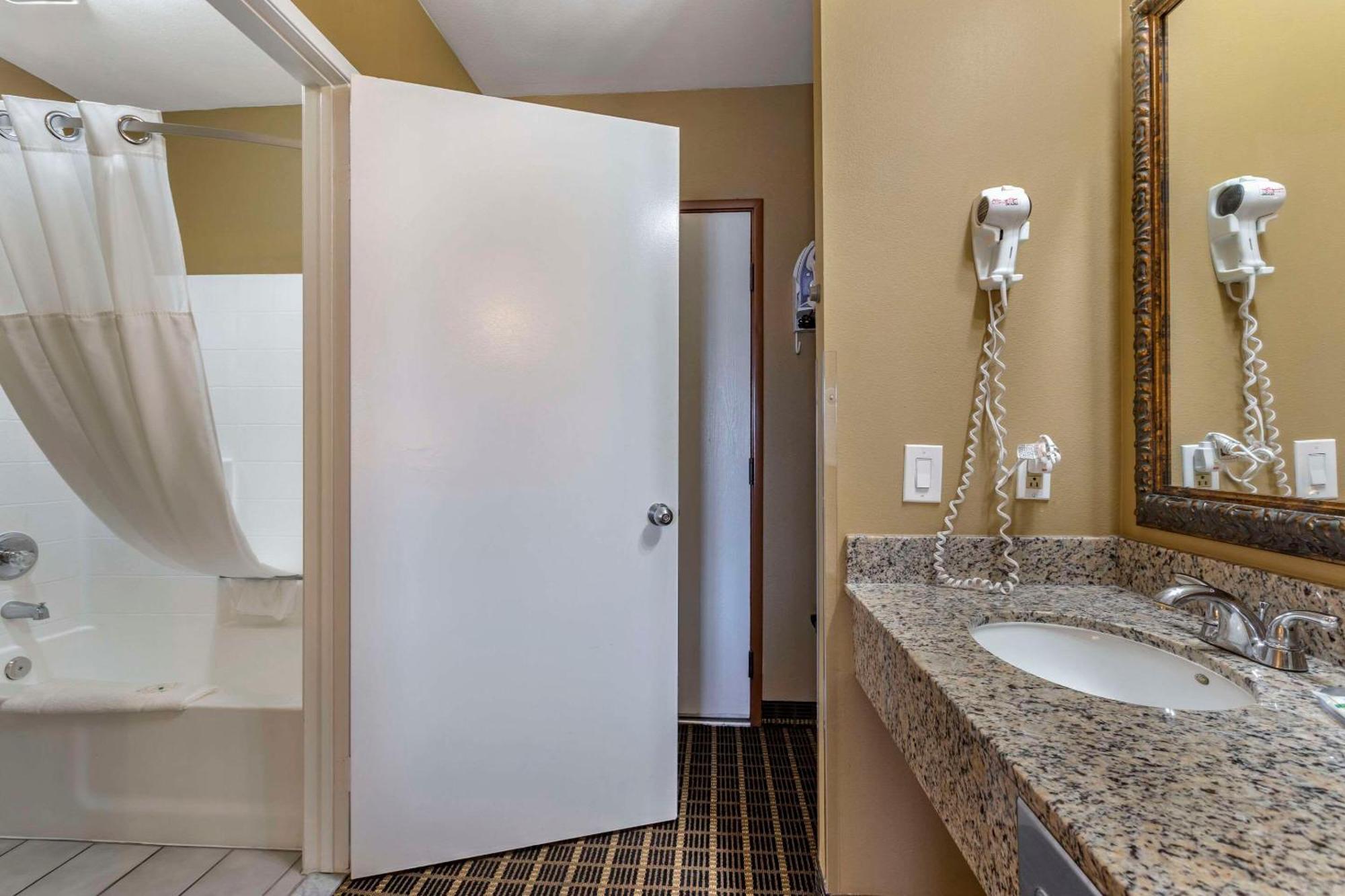 Quality Inn & Suites Westminster Seal Beach Exteriér fotografie