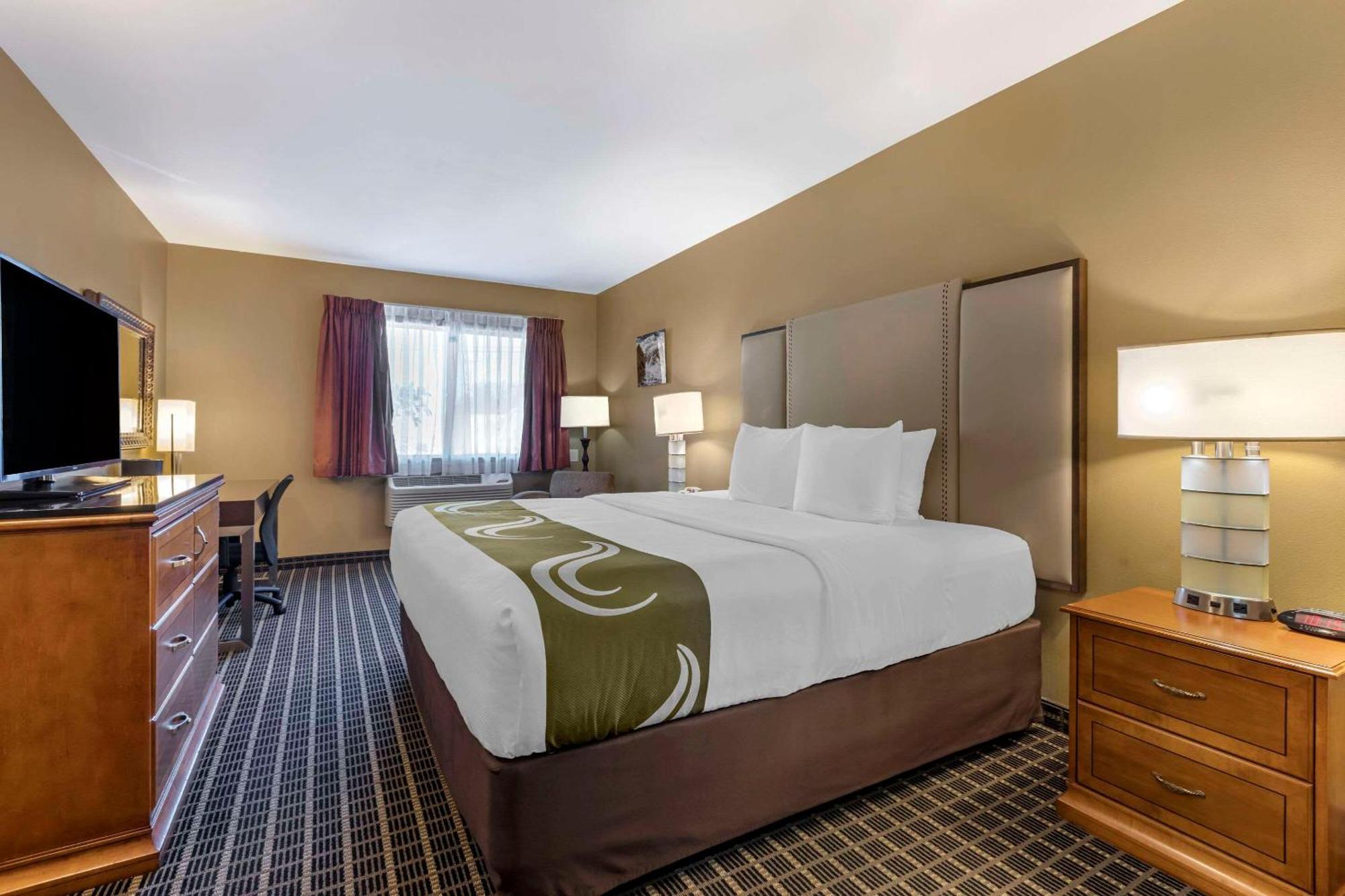 Quality Inn & Suites Westminster Seal Beach Exteriér fotografie