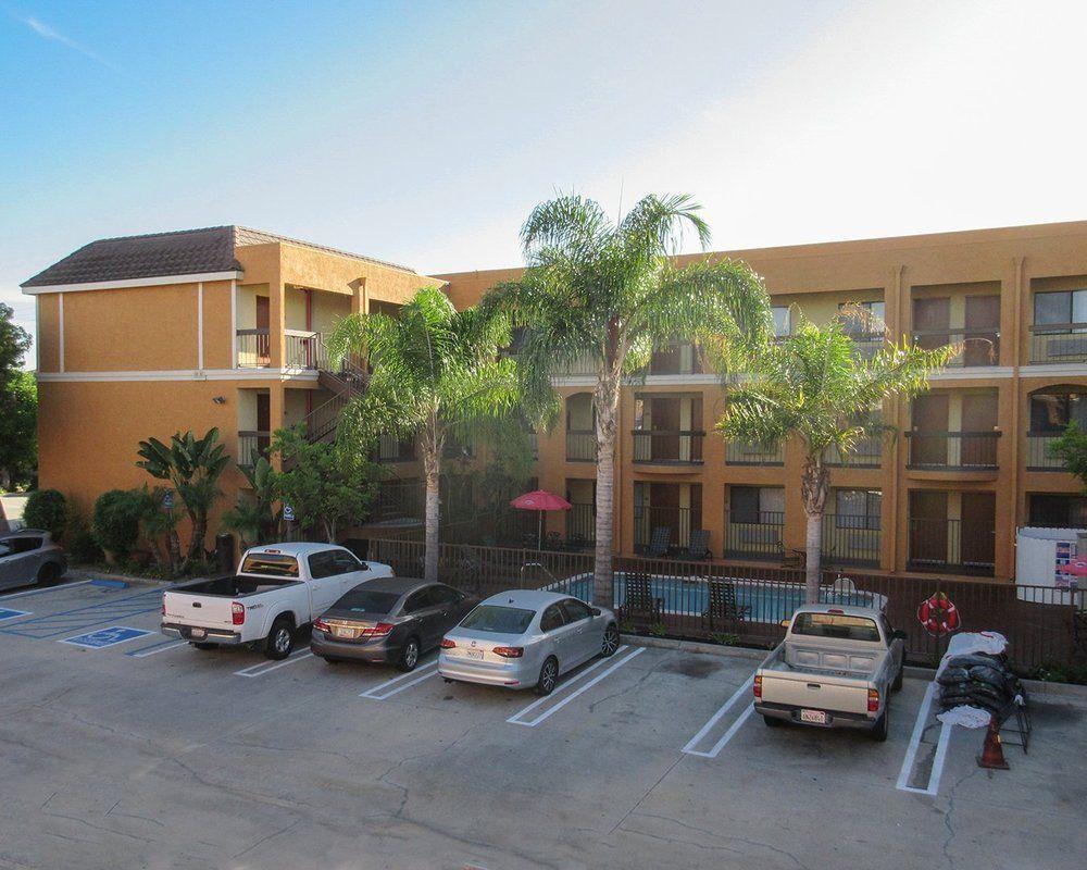 Quality Inn & Suites Westminster Seal Beach Exteriér fotografie
