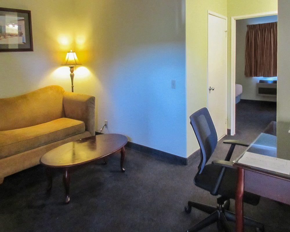 Quality Inn & Suites Westminster Seal Beach Exteriér fotografie